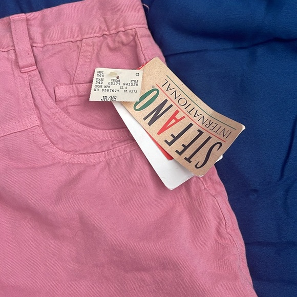 NWT.. Stefano International Shorts - Picture 2 of 3